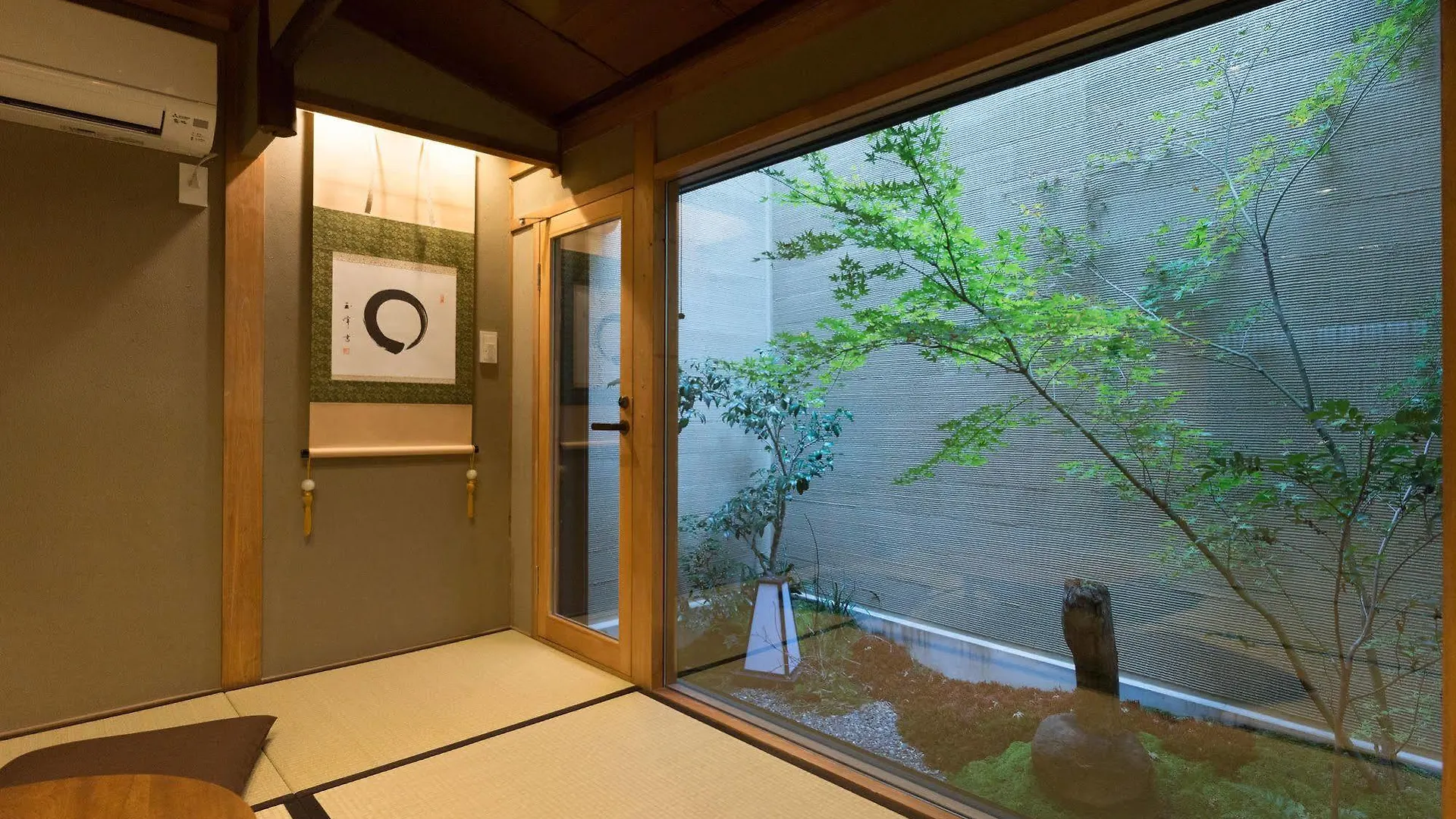 'Kakishibu-An' Machiya Holiday House Kyoto